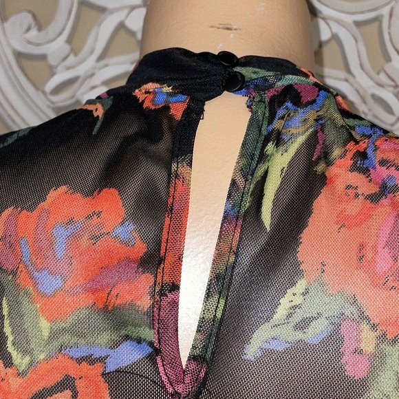 Vince Camuto womens blouse large 12 14 top mock Black Red Floral Sheer mesh cami - Picture 5 of 9
